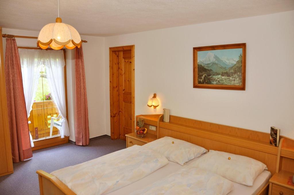 Hotel Haus Alpenruh Sankt Leonhard im Pitztal Pokoj fotografie
